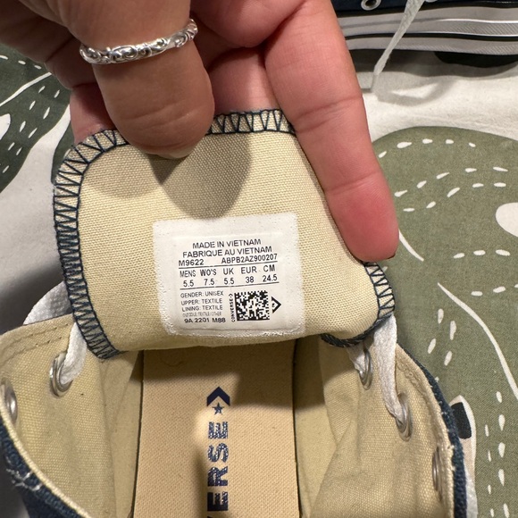 High top converse - Picture 4 of 5